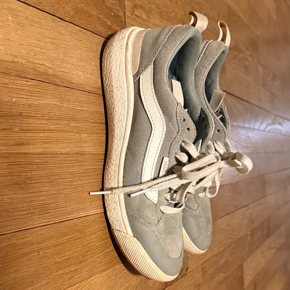 Vans Ultrarange Exo SE Pop Sneakers - Picture 6 of 9